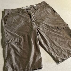 BKE Hybrid Streych Standard Fit Brown Cargo Shorts Relaxed Fit Size 33/13